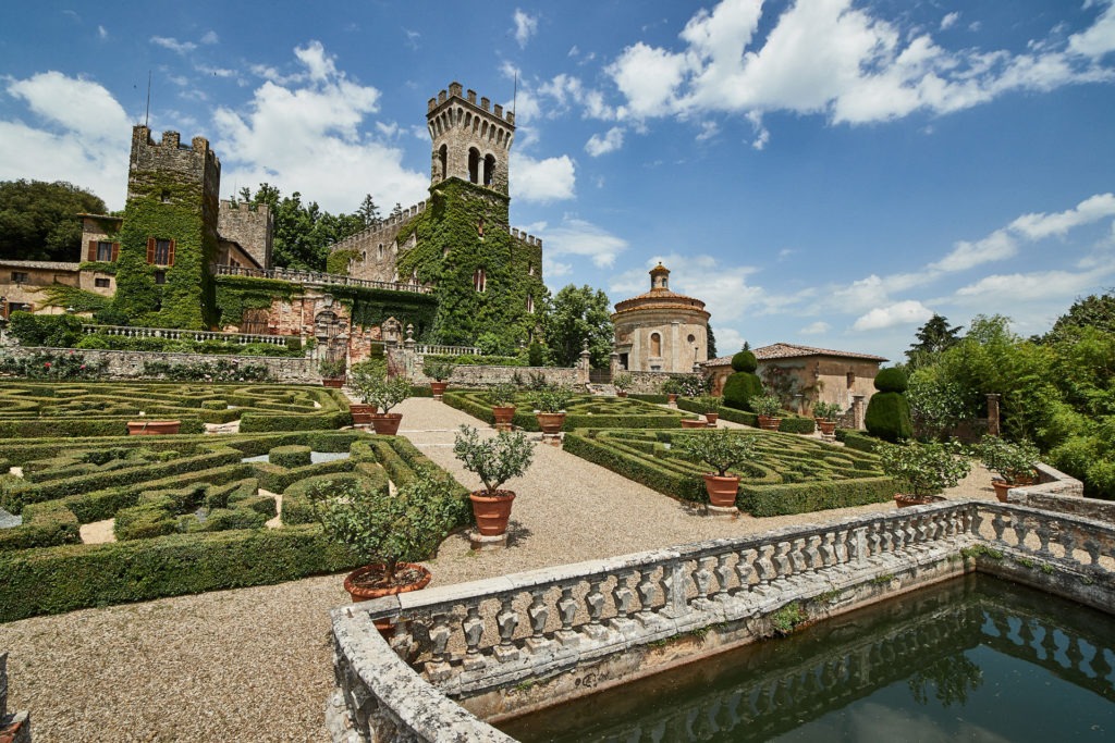 Castle wedding in Italy